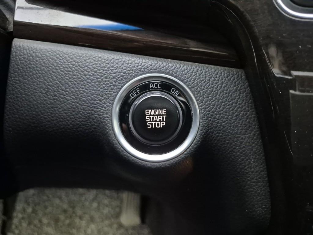 KIA K7 2015 Negro - Importación desde Corea - HF Imports Iquique - Foto 16