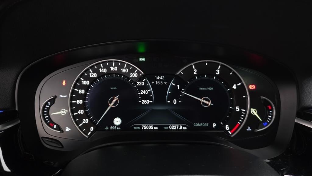 BMW 5 Series - Vista 8