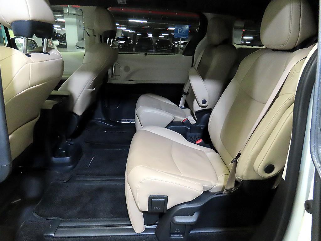 Toyota Siena - Vista 7