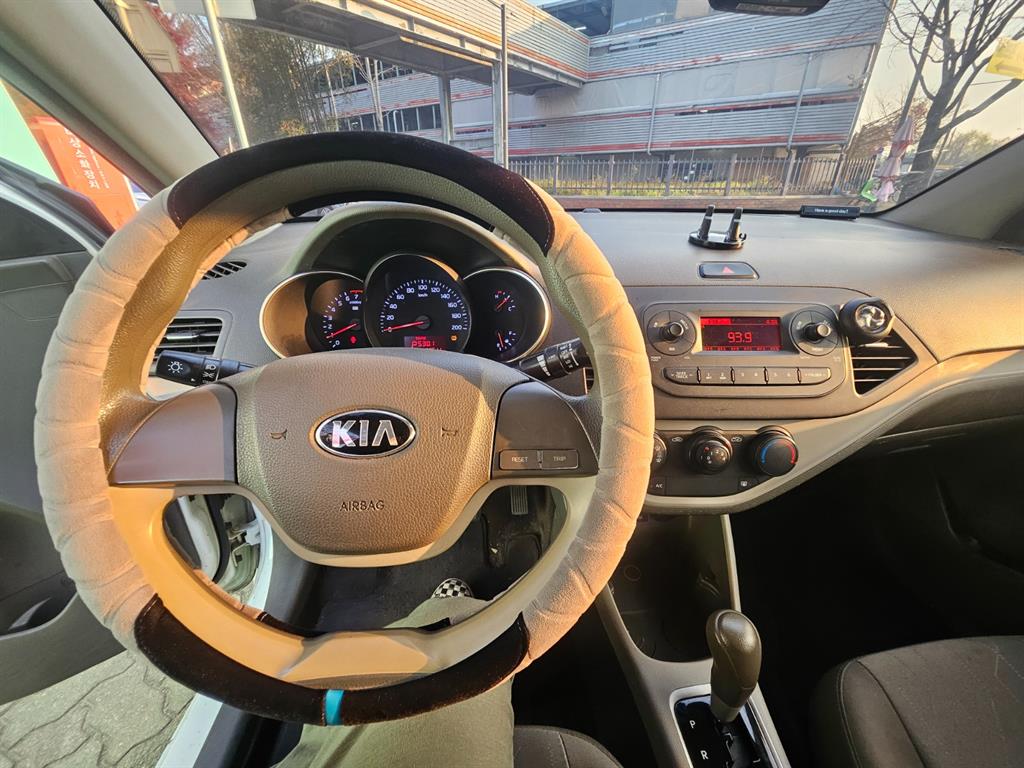 KIA Morning - Vista 8