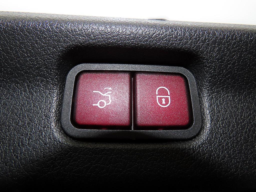 Mercedes Benz EQE 2023 Blanco - Importación desde Corea - HF Imports Iquique - Foto 17