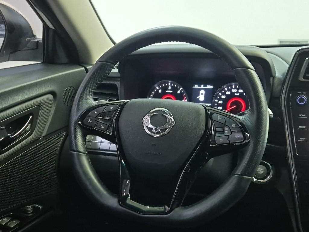 Ssangyong Tivoli - Vista 9