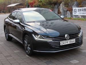 Volkswagen Arteon - Vista 4