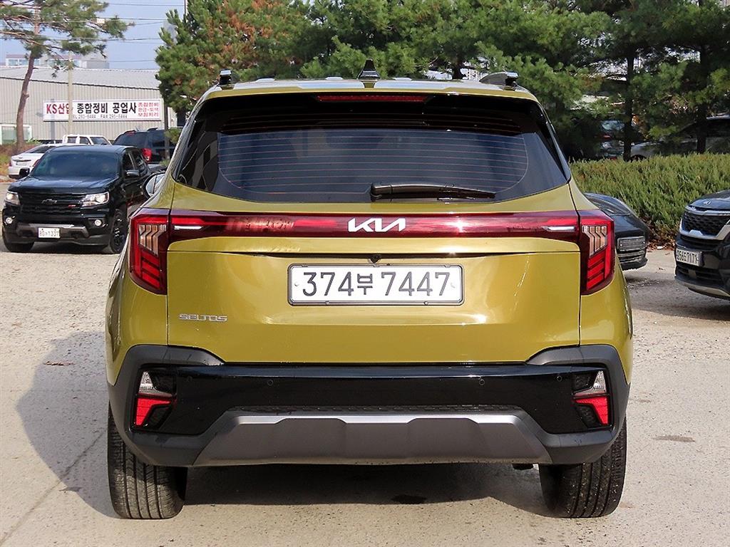 KIA Seltos - Vista 4