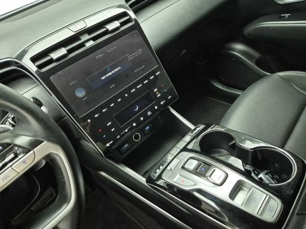 HYUNDAI Tucson - Vista 10