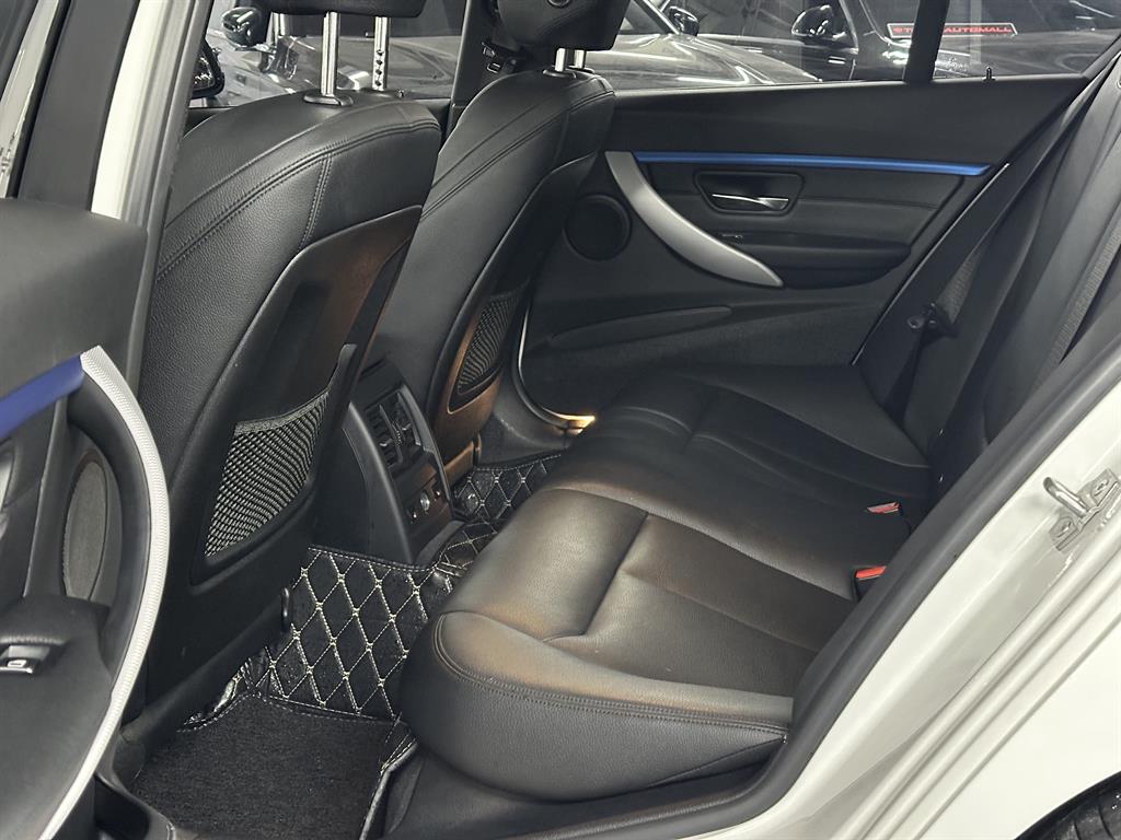 BMW 3 series - Vista 8