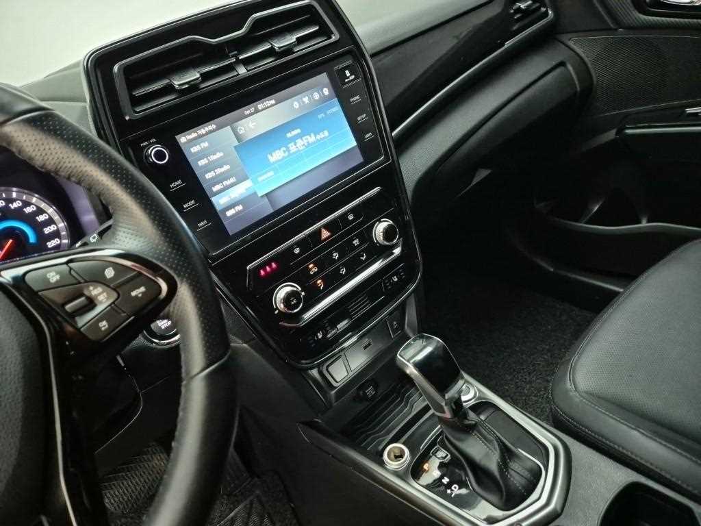 Ssangyong Tivoli - Vista 10