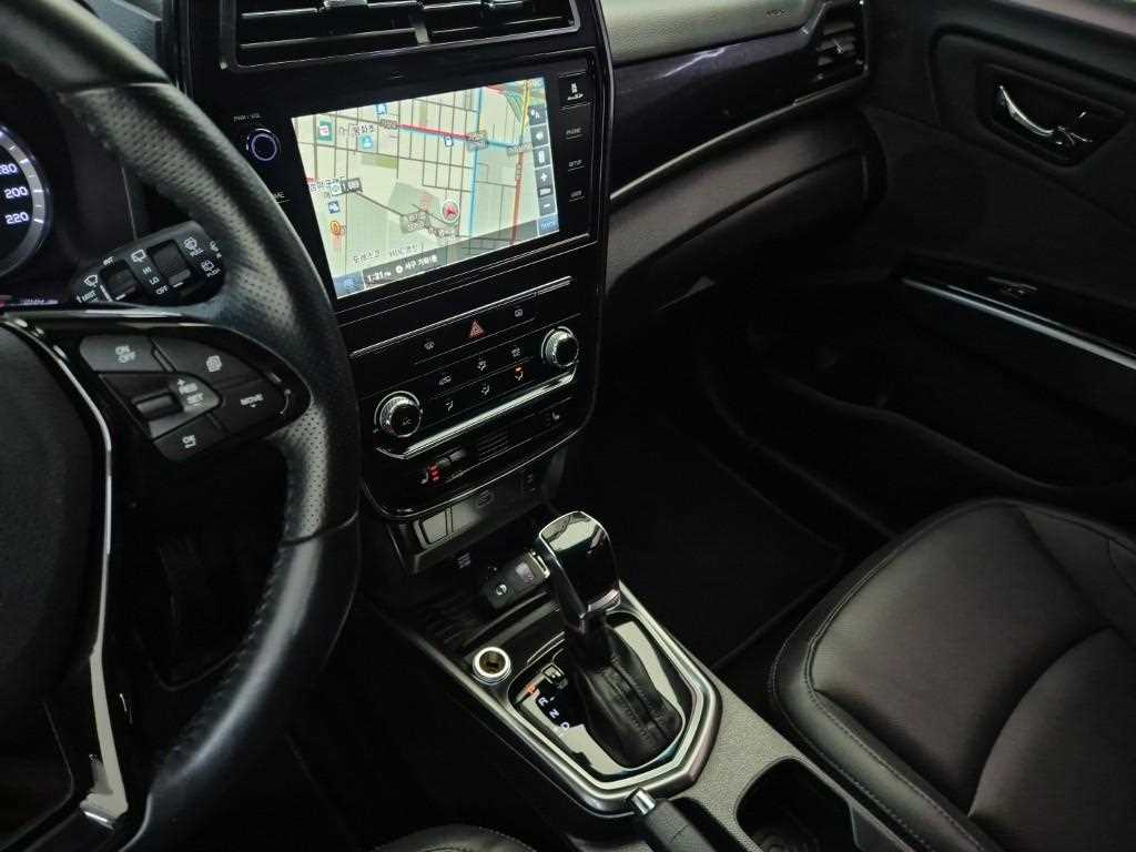 Ssangyong Tivoli - Vista 10