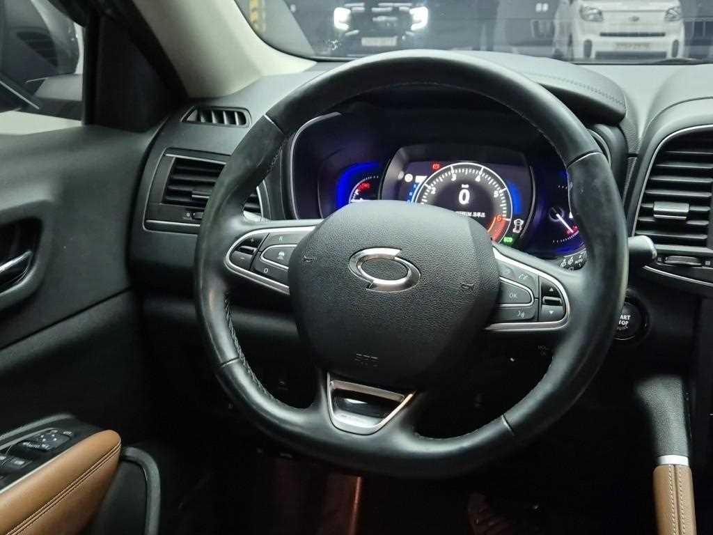 SAMSUNG QM6 - Vista 9