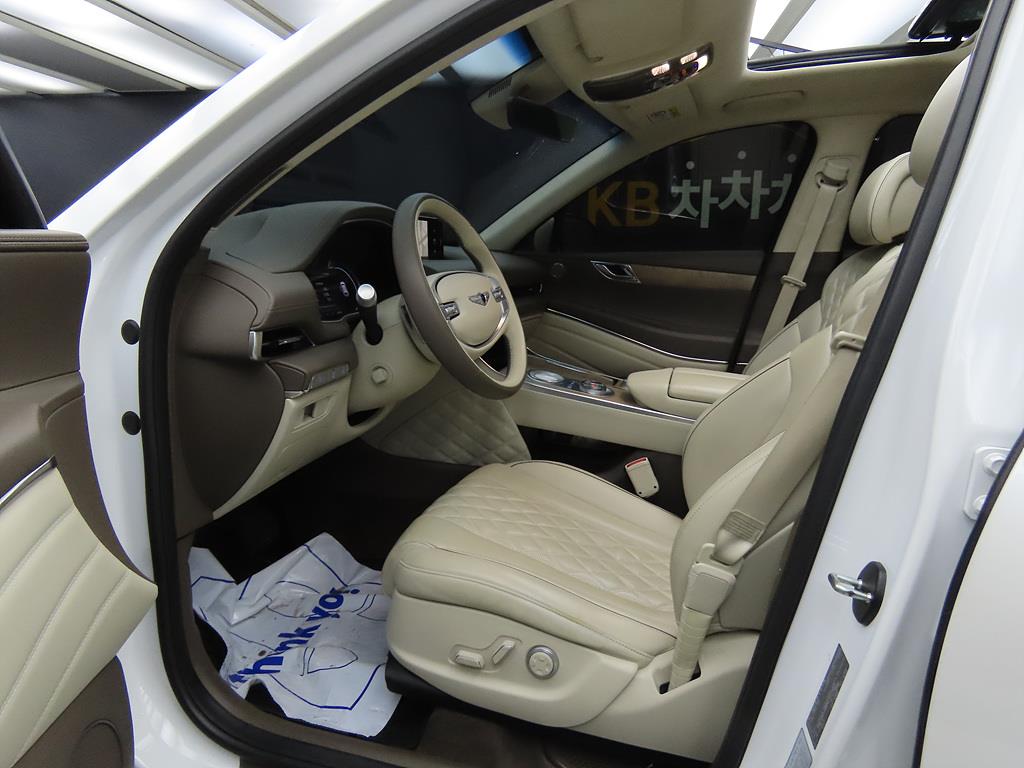 Genesis GV80 - Vista 5