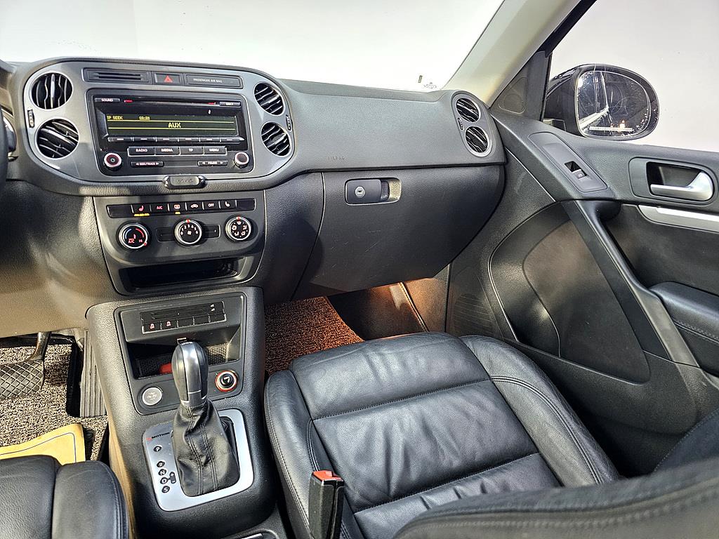 Volkswagen Tiguan - Vista 10