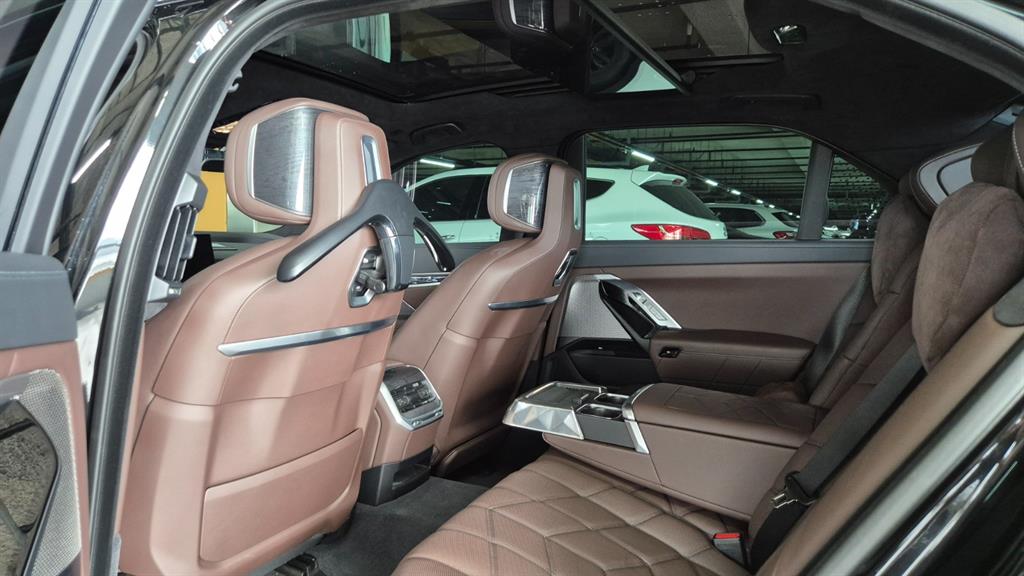 BMW 7 Series 2023 Negro - Importación desde Corea - HF Imports Iquique - Foto 15