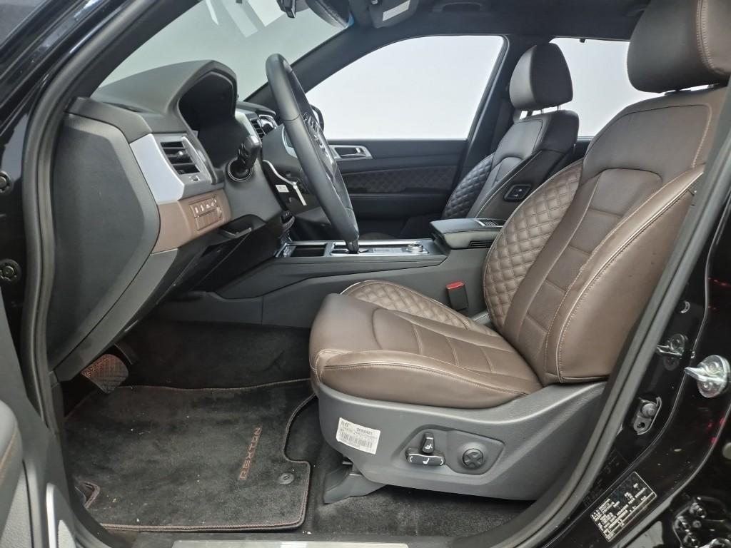 Ssangyong Rexton - Vista 11