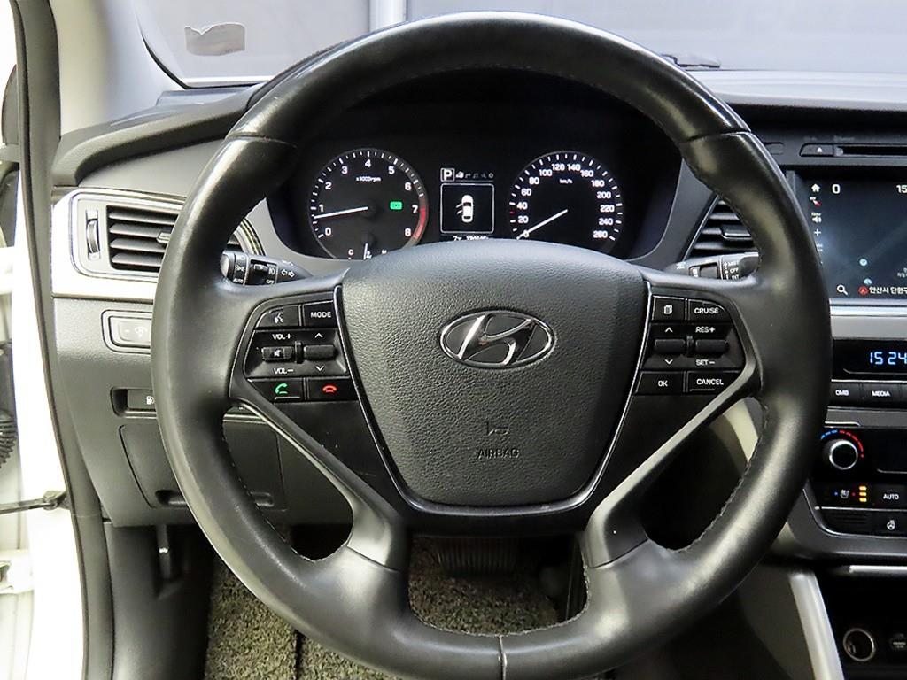 HYUNDAI Sonata - Vista 9