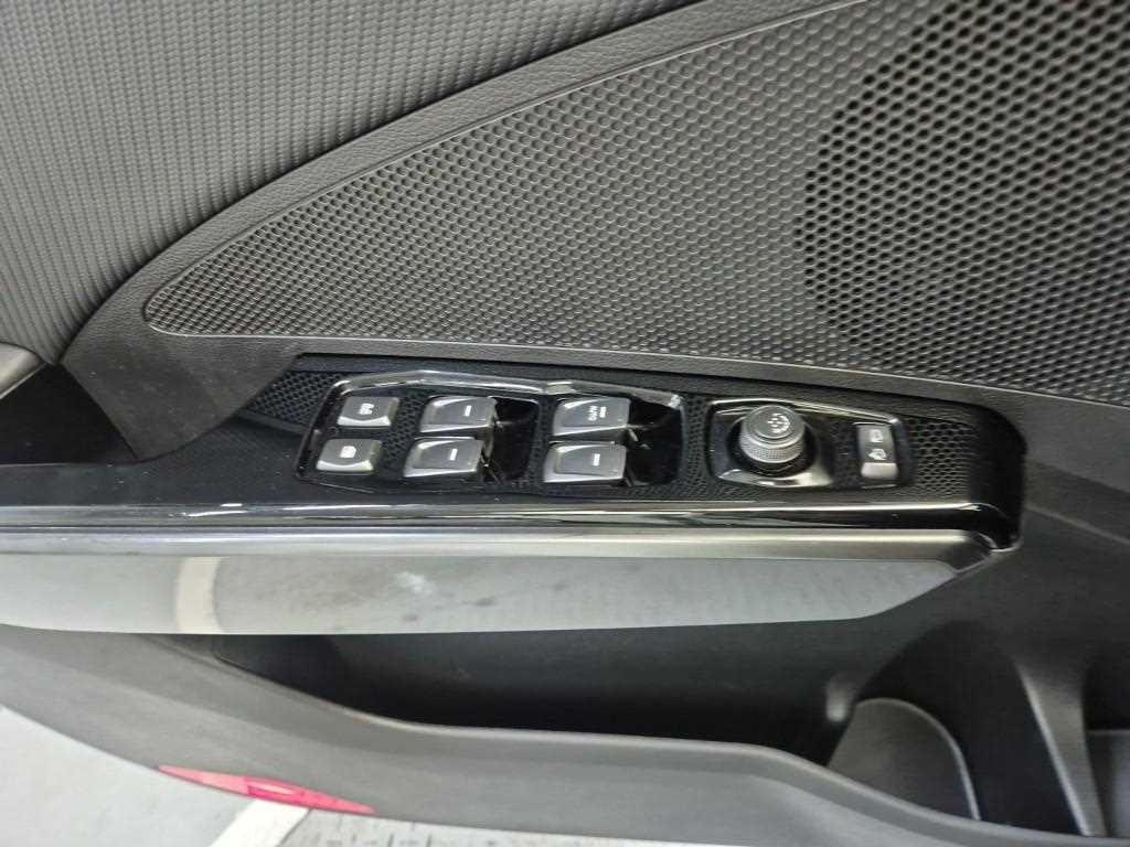 Ssangyong Tivoli 2020 Blanco - Importación desde Corea - HF Imports Iquique - Foto 16