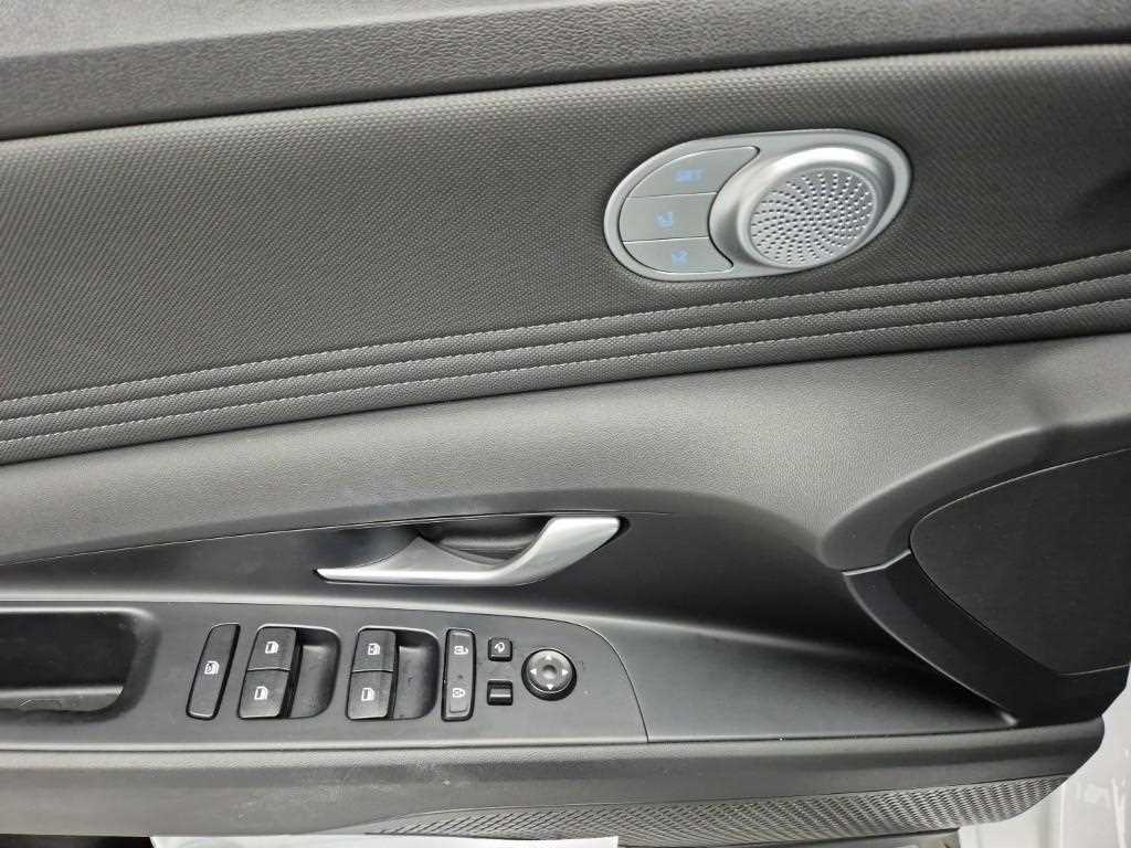 HYUNDAI Avante 2021 Blanco - Importación desde Corea - HF Imports Iquique - Foto 18