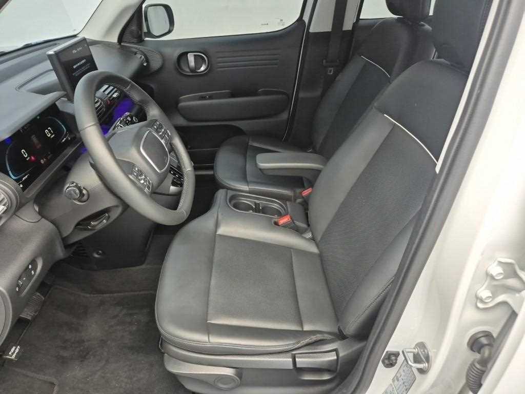 HYUNDAI Casper - Vista 11