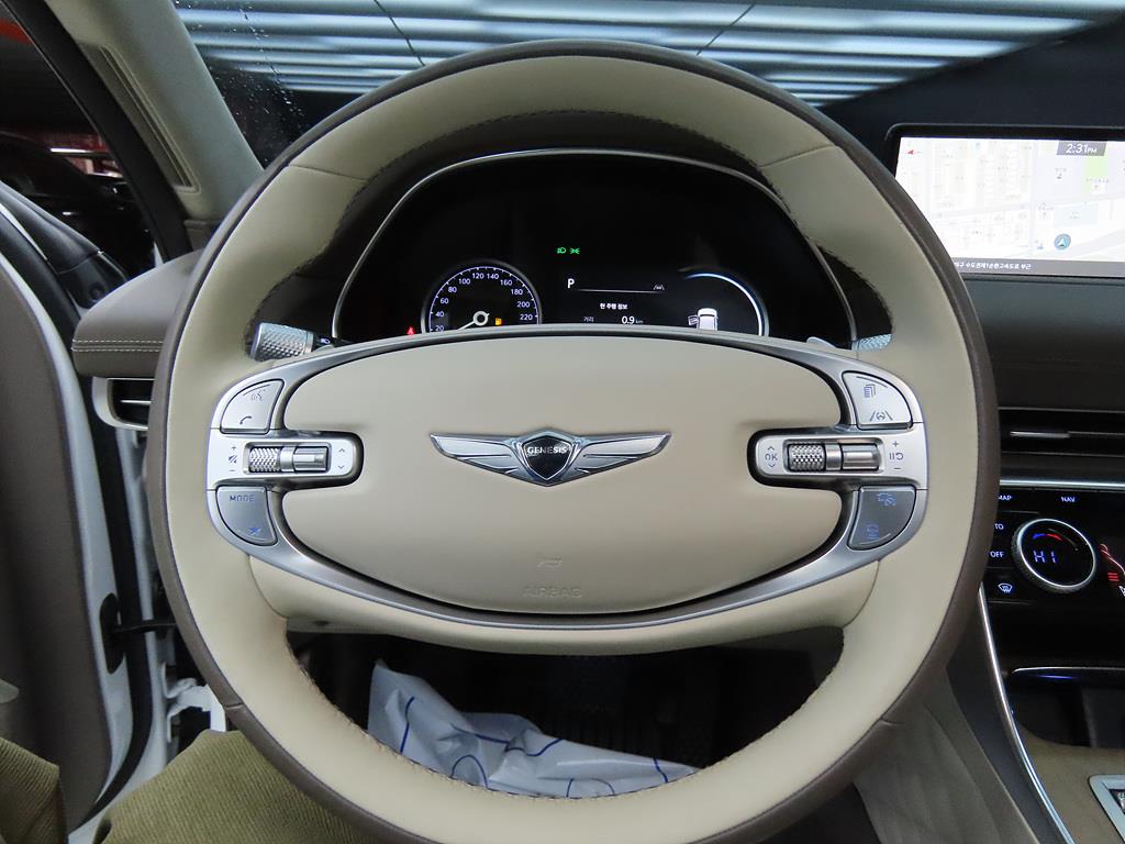 Genesis GV80 - Vista 8