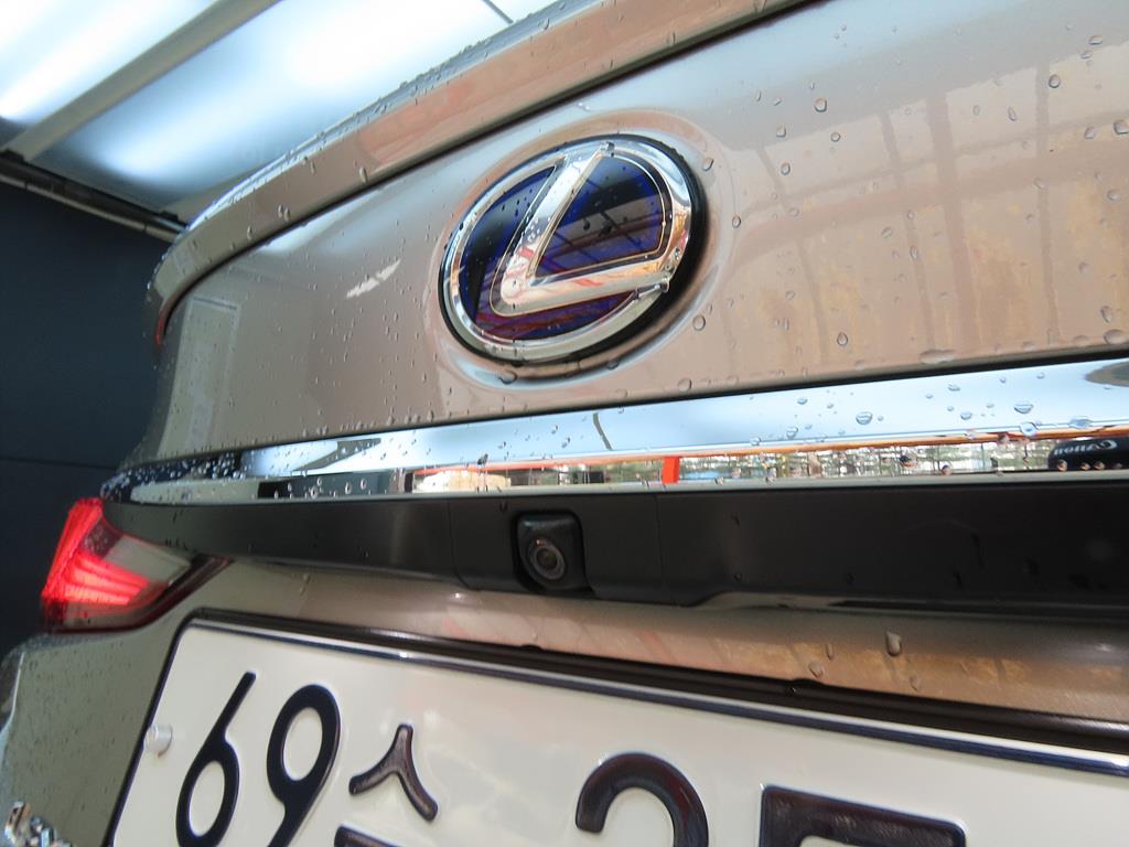 Lexus ES 2019 Plateado - Importación desde Corea - HF Imports Iquique - Foto 14