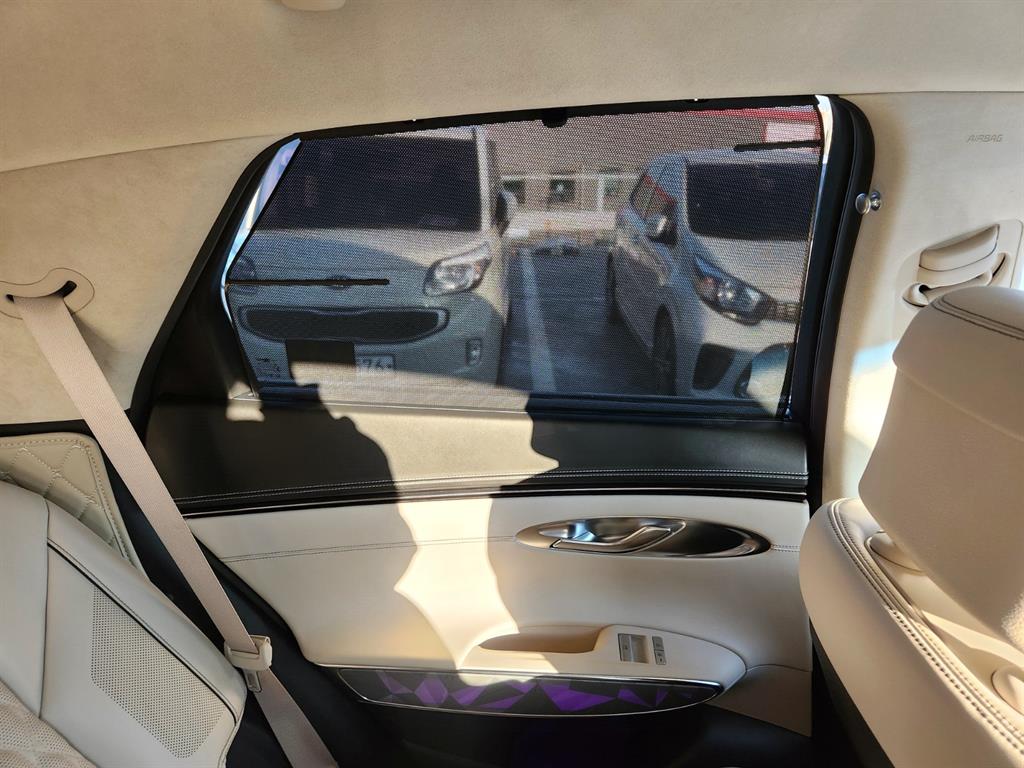 Genesis GV70 - Vista 10