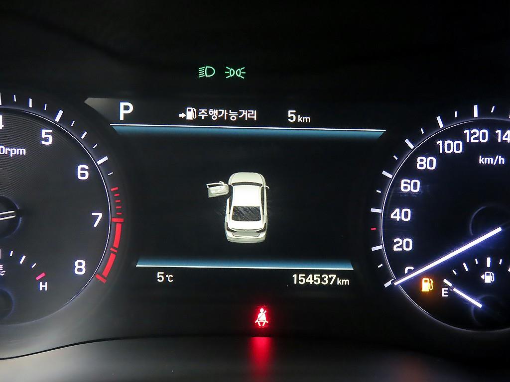 Genesis G80 - Vista 8