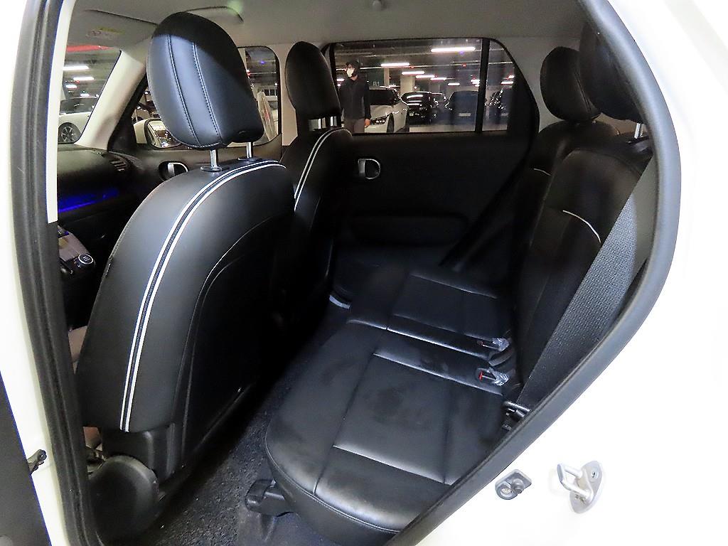 HYUNDAI Casper - Vista 7