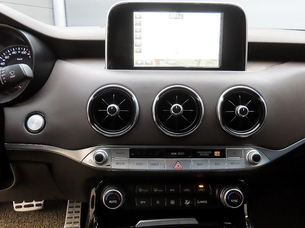 KIA Stinger 2018 Blanco - Importación desde Corea - HF Imports Iquique - Foto 14