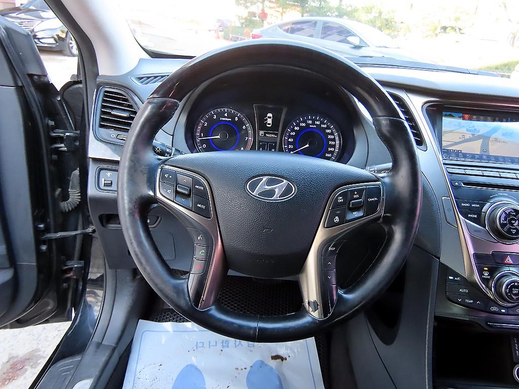 HYUNDAI Grandeur - Vista 8