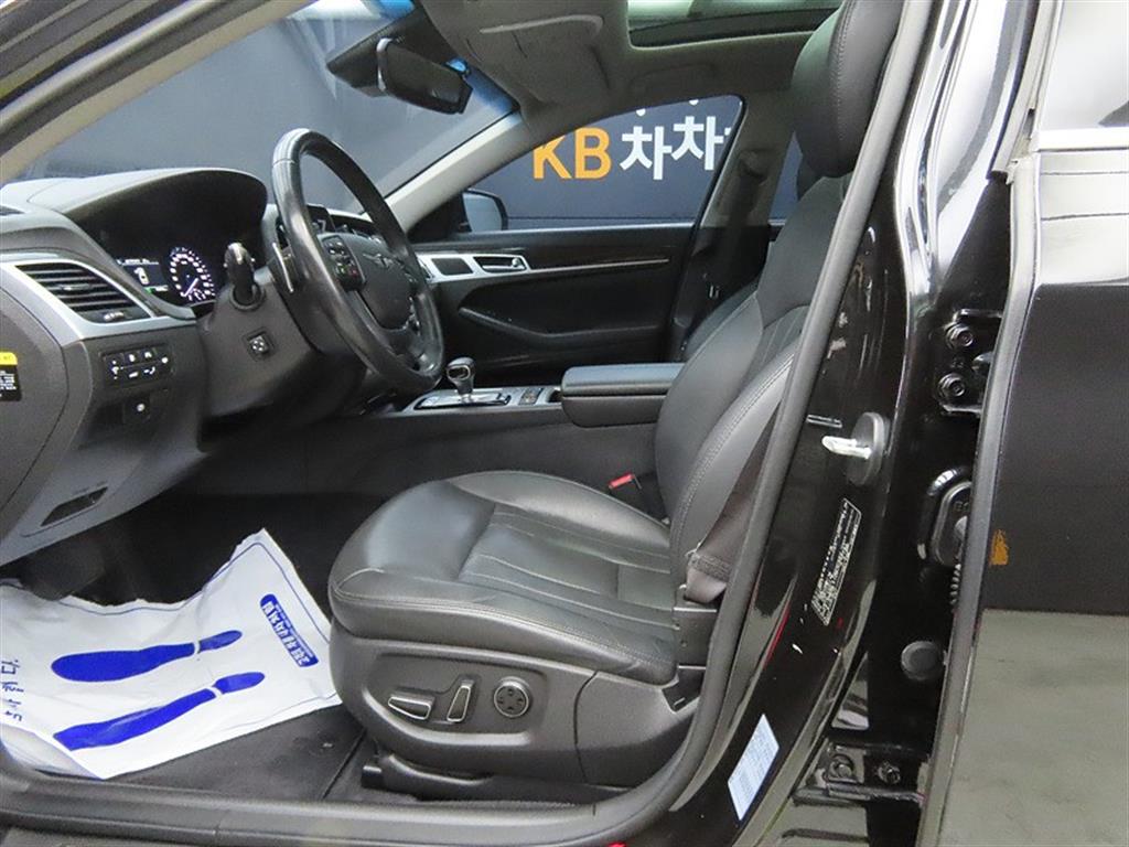 Genesis G80 - Vista 5