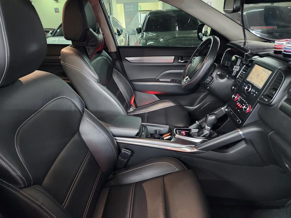 SAMSUNG QM6 - Vista 9