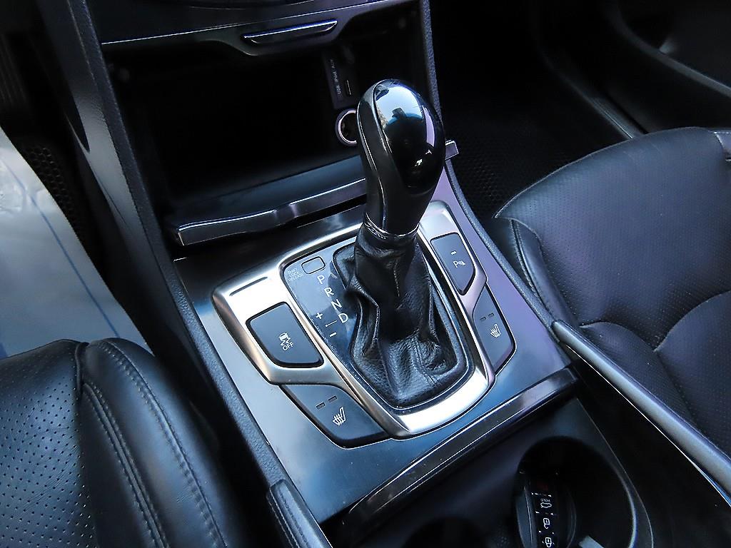 HYUNDAI Grandeur - Vista 10