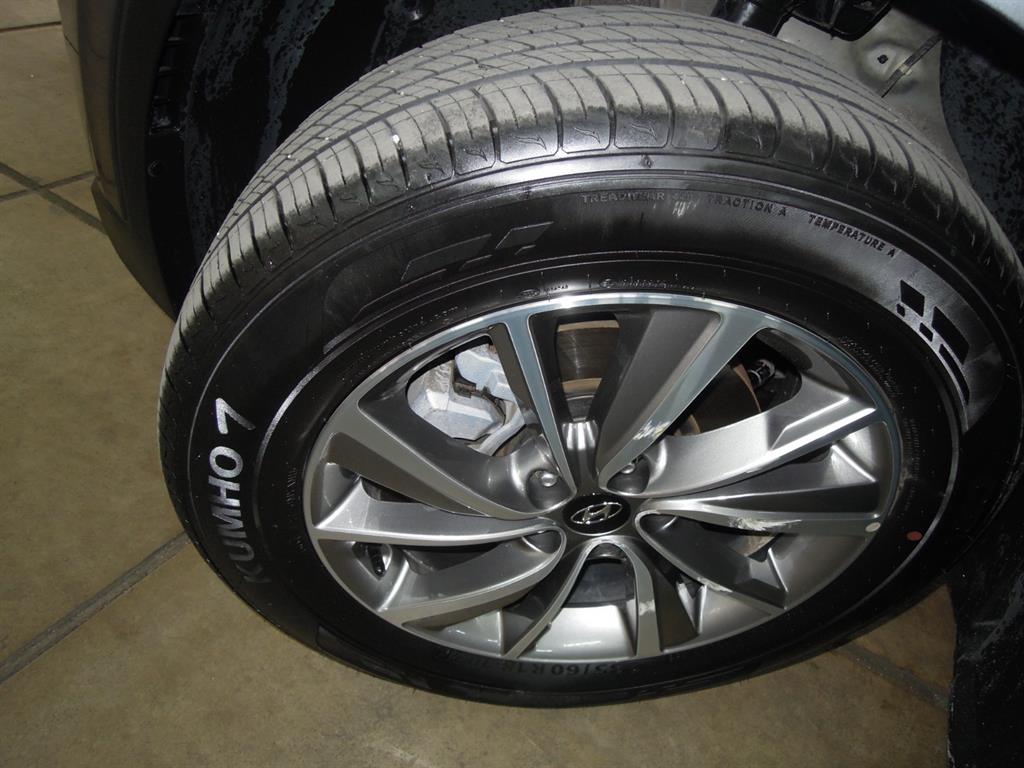 HYUNDAI Santa Fe - Vista 11