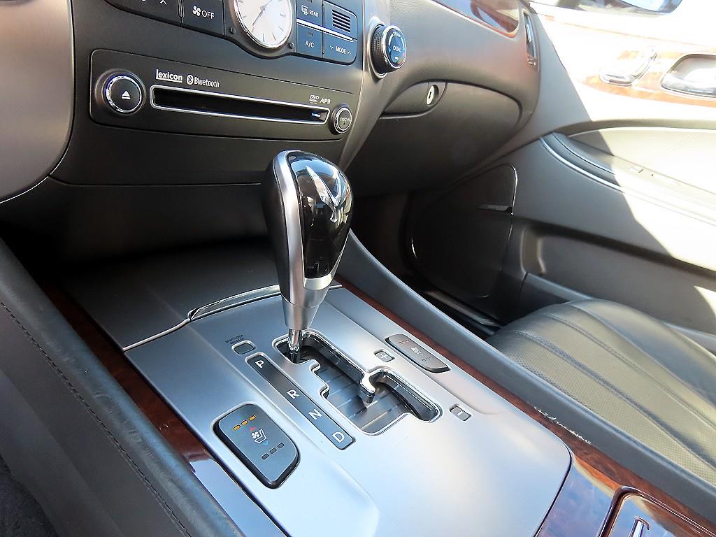 HYUNDAI Equus - Vista 11