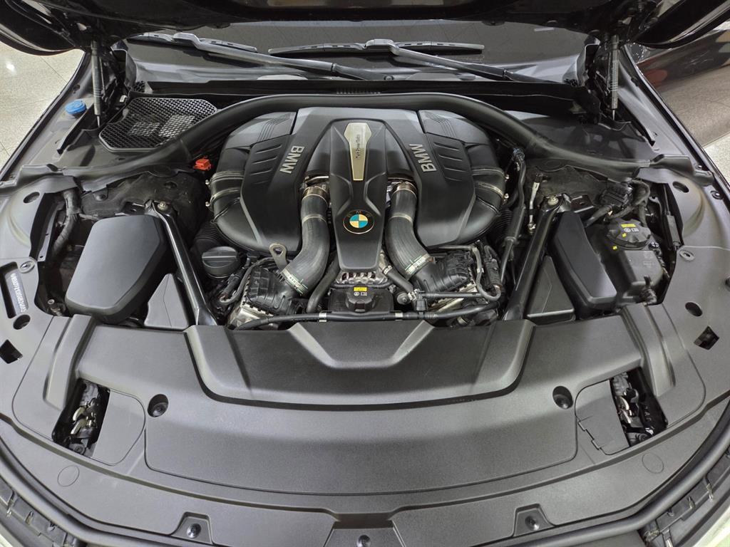 BMW 7 Series 2016 Gris - Importación desde Corea - HF Imports Iquique - Foto 18