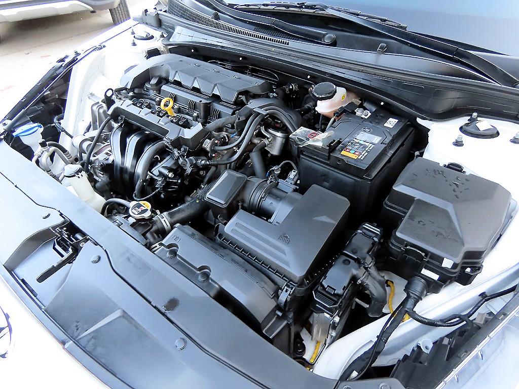 HYUNDAI Avante 2023 Blanco - Importación desde Corea - HF Imports Iquique - Foto 19