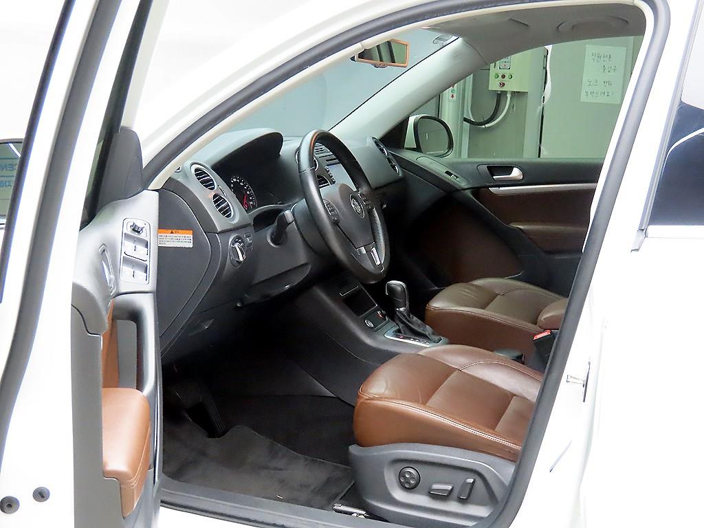 Volkswagen Tiguan - Vista 5