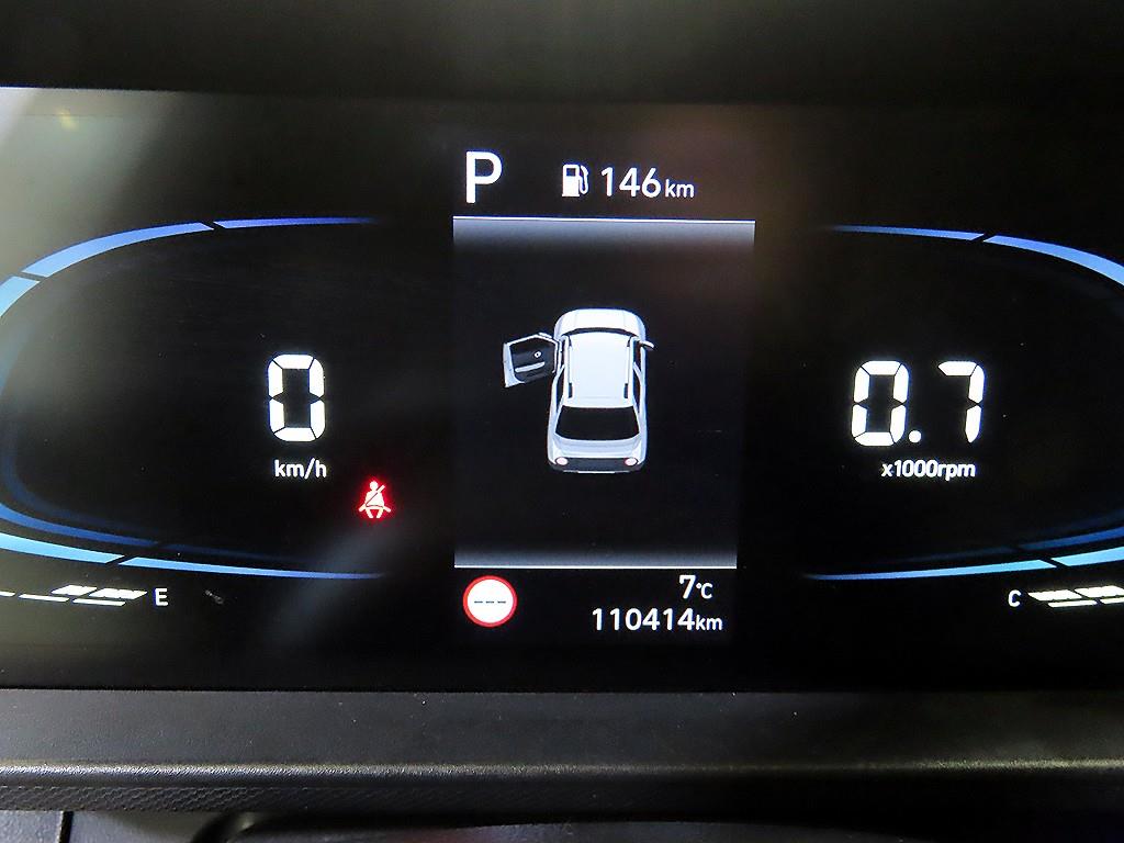 HYUNDAI Casper - Vista 8