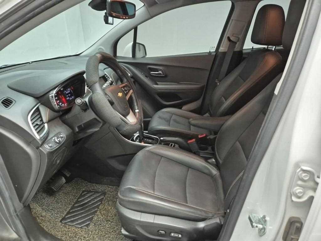Chevrolet Trax - Vista 11