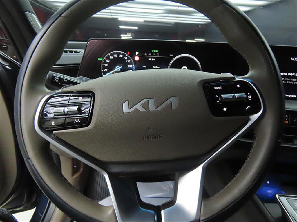 KIA K8 - Vista 8