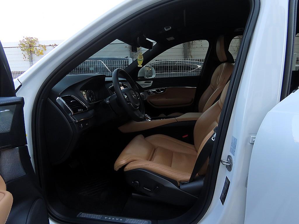 Volvo XC90 - Vista 5