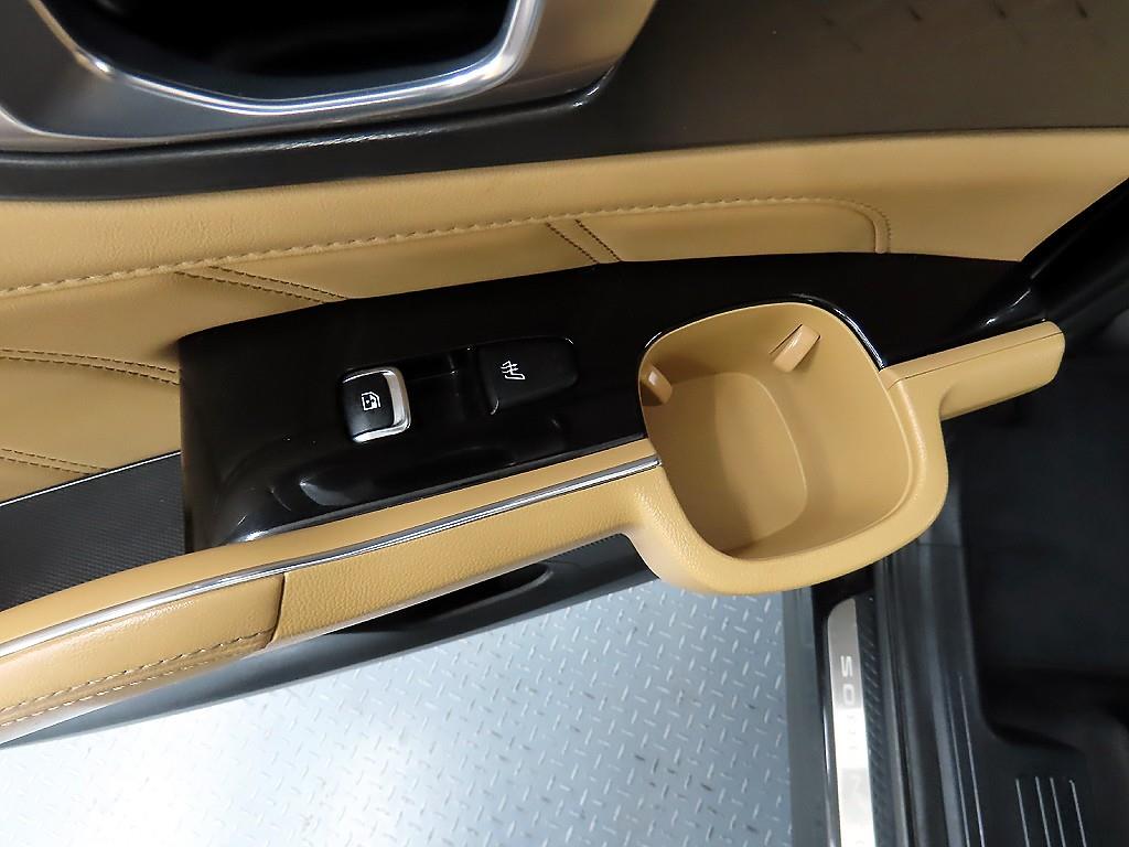 KIA Sorento - Vista 12