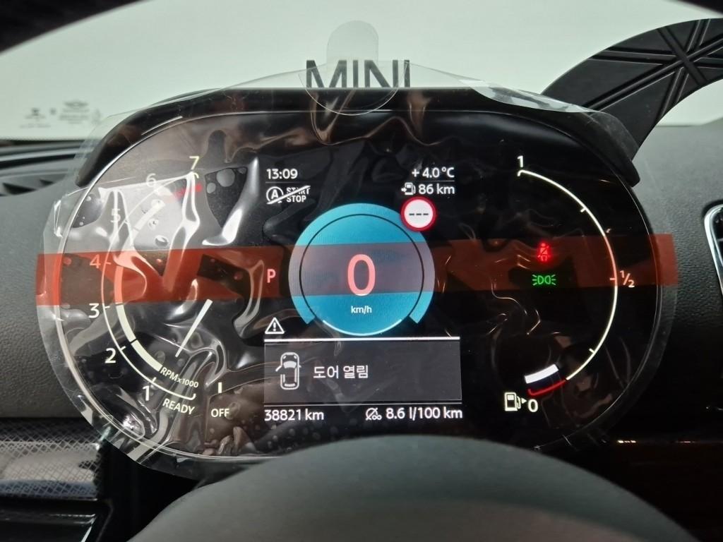 Mini Clubman - Vista 6