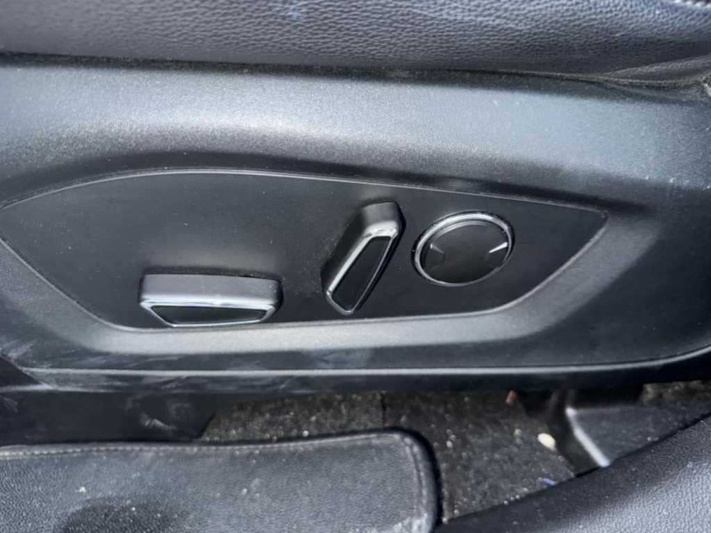 Ford Explorer - Vista 12