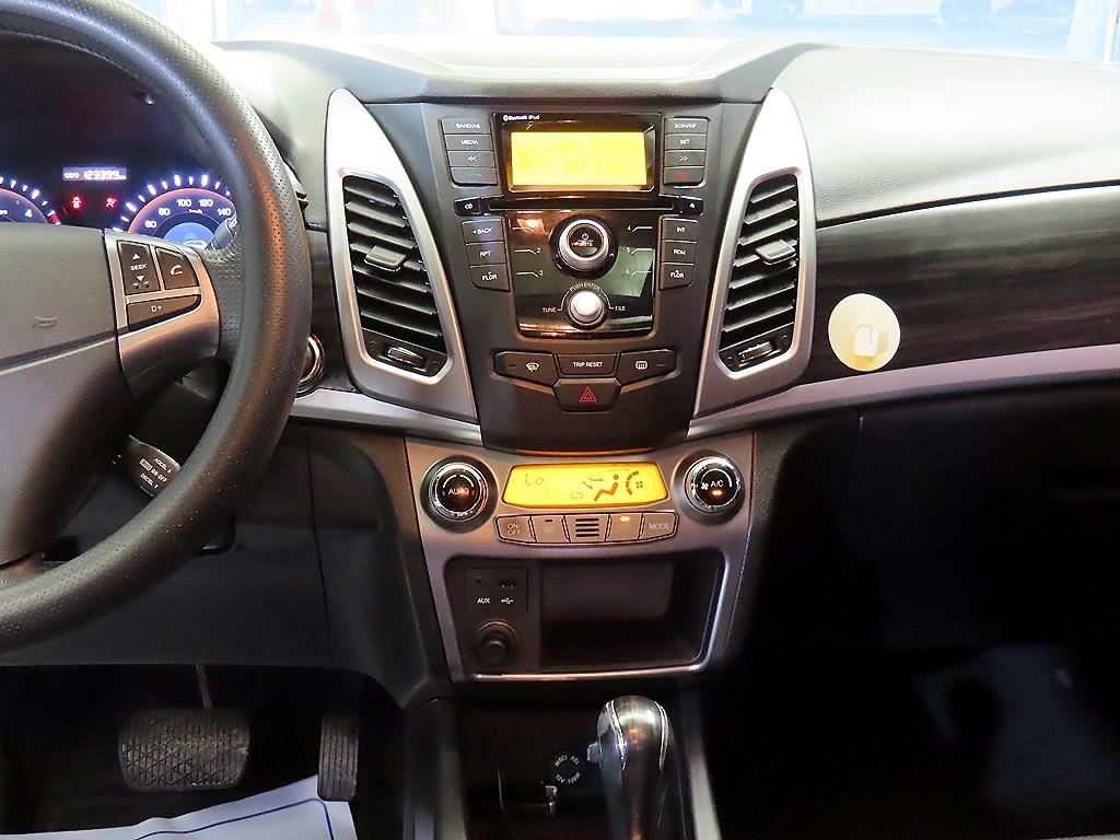 Ssangyong Korando - Vista 11
