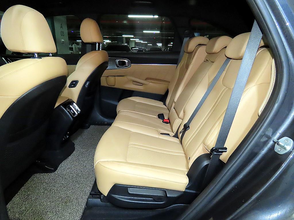 KIA Sorento - Vista 7