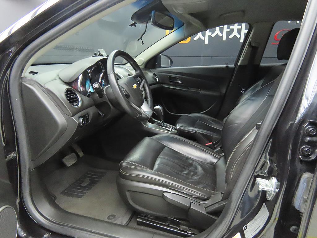 Chevrolet Cruise - Vista 5