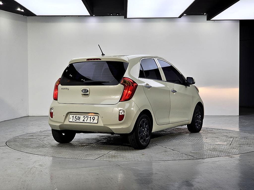 KIA Morning - Vista 4