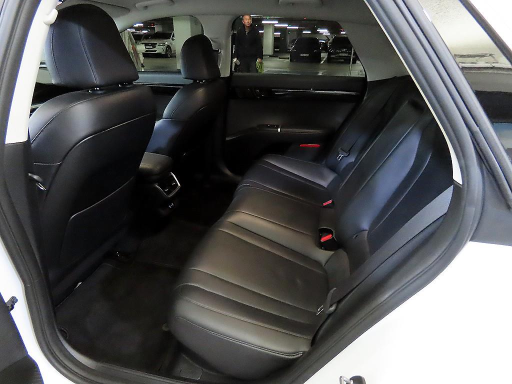 HYUNDAI Grandeur - Vista 7