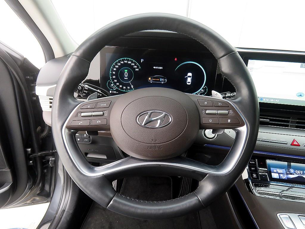 HYUNDAI Grandeur - Vista 9