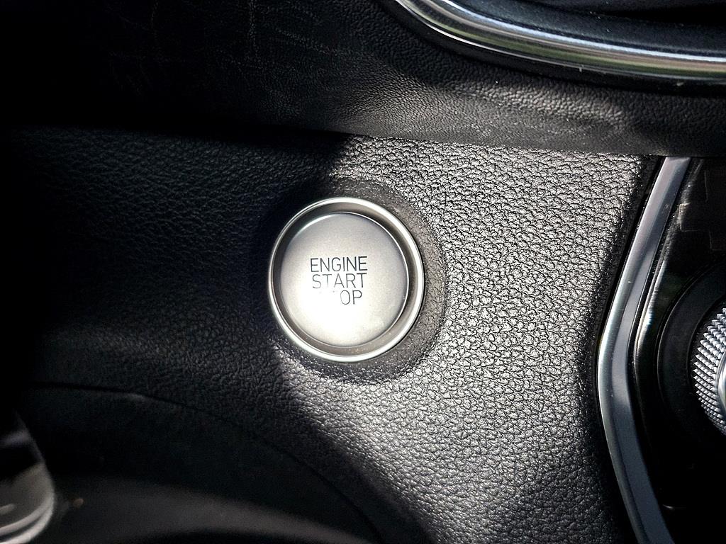 HYUNDAI Santa Fe 2019 Negro - Importación desde Corea - HF Imports Iquique - Foto 13